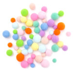POMPONY PLUSZOWE MIX RAINBOW, 60 SZT.