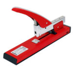 ZSZYWACZ EAGLE CZERWONY DO 100 KARTEK ZSZYWKA 24/6