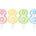 ŚWIECZKA CYFERKA 8 W KROPKI 7,5CM