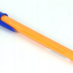 DŁUGOPIS CRISTAL FINE ORANGE NIEBIESKI BIC